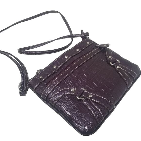 Purple Unbranded CROSSBODY BAG. NICE TEXTURE. NEW CONDITION. - Picture 1 of 13